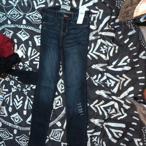 i’ll be selling a abercrombie kids pants
